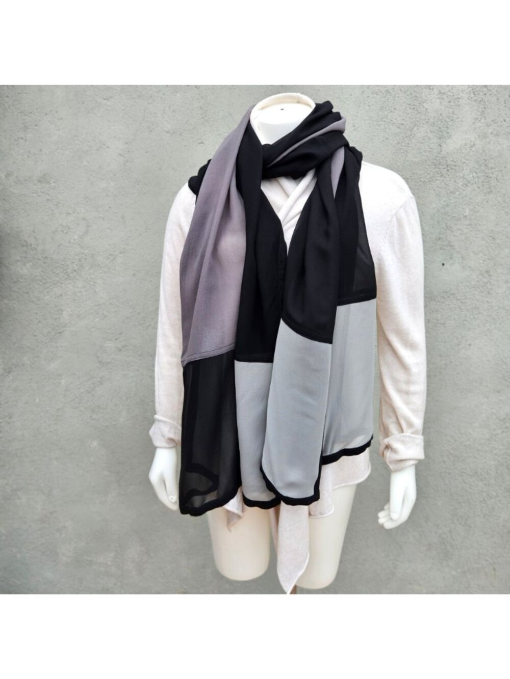 Vintage 90s Bergdorf Goodman Silk Panel Scarf Black Gray Color Block 32x90" - Picture 2 of 12